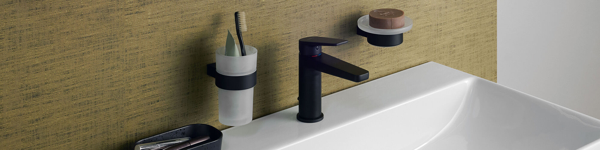 schwarze duschbrause lavabo