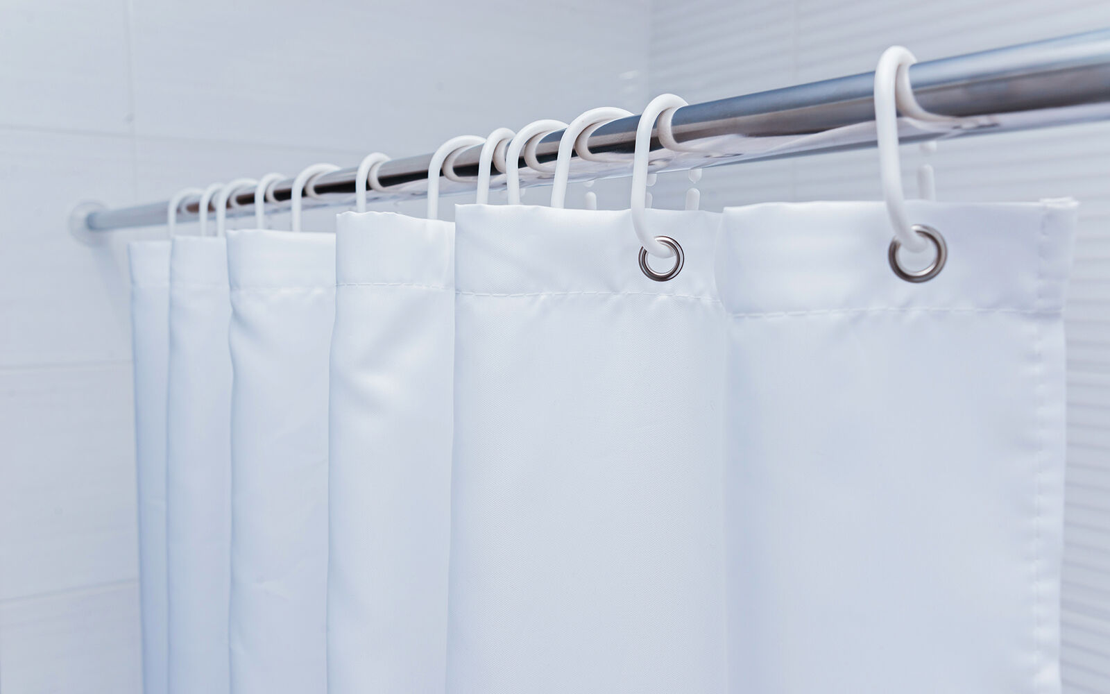 Duschvorhangstangen